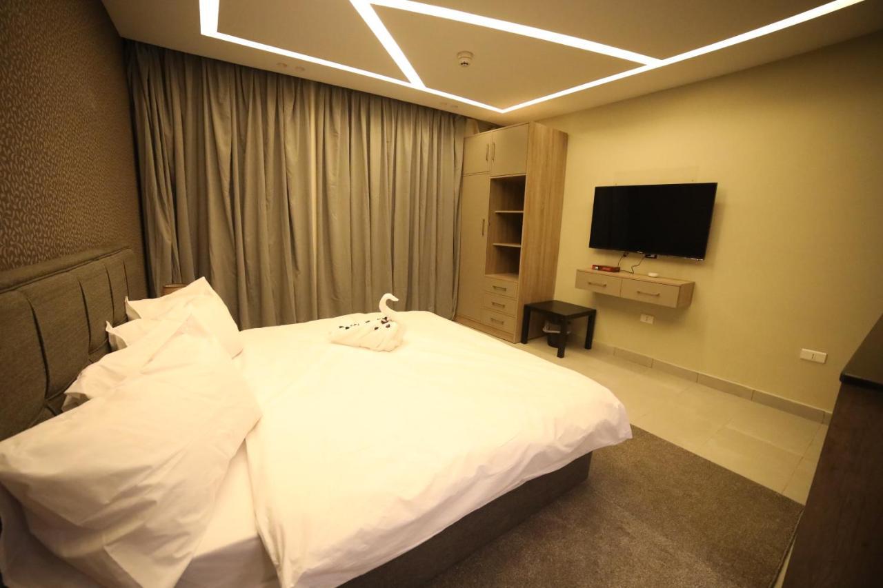 فندق صحارى الخليج Sahara Gulf Hotel Apartments Аман Екстериор снимка